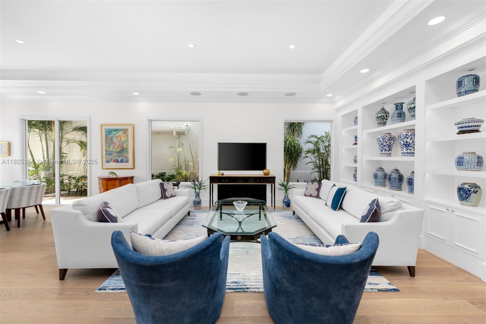 G B VILLAS - Residential Lease