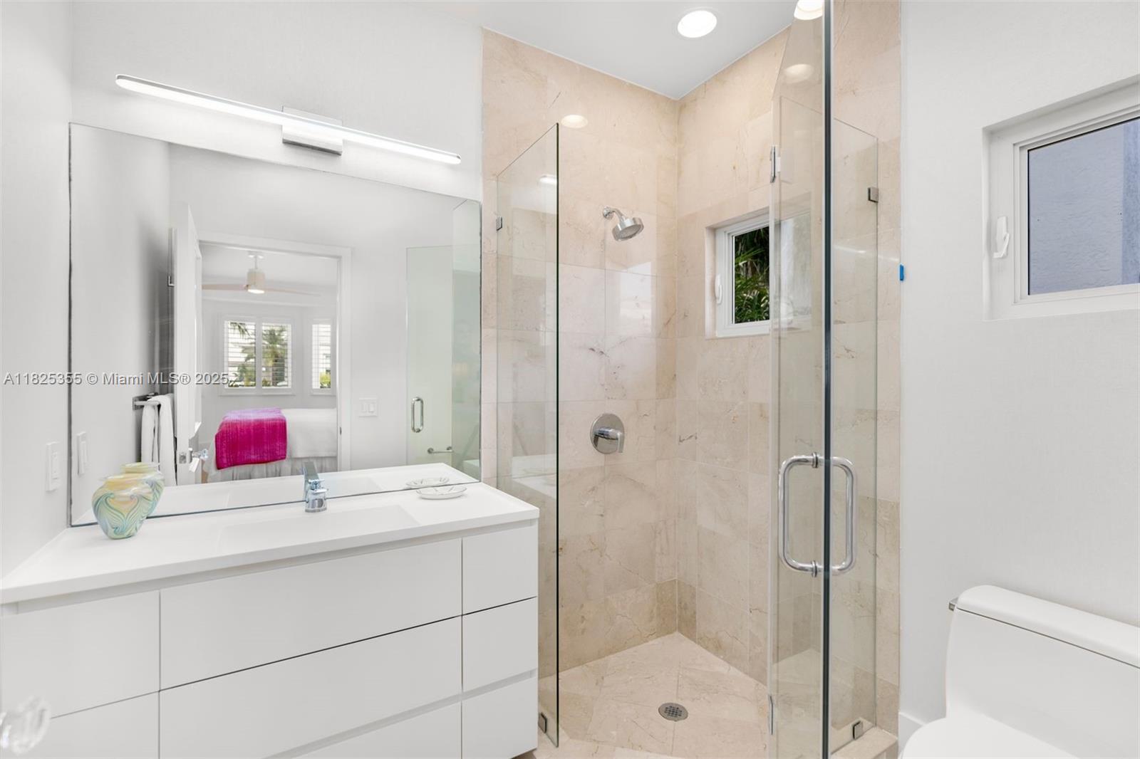 G B VILLAS - Residential Lease