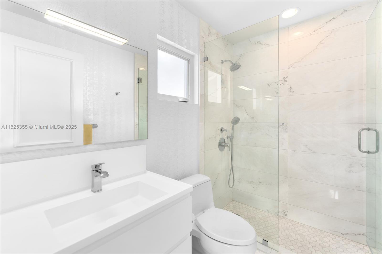 G B VILLAS - Residential Lease