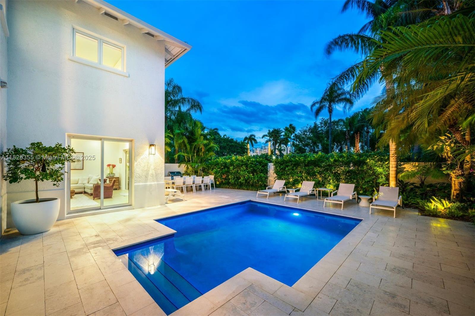 G B VILLAS - Residential Lease