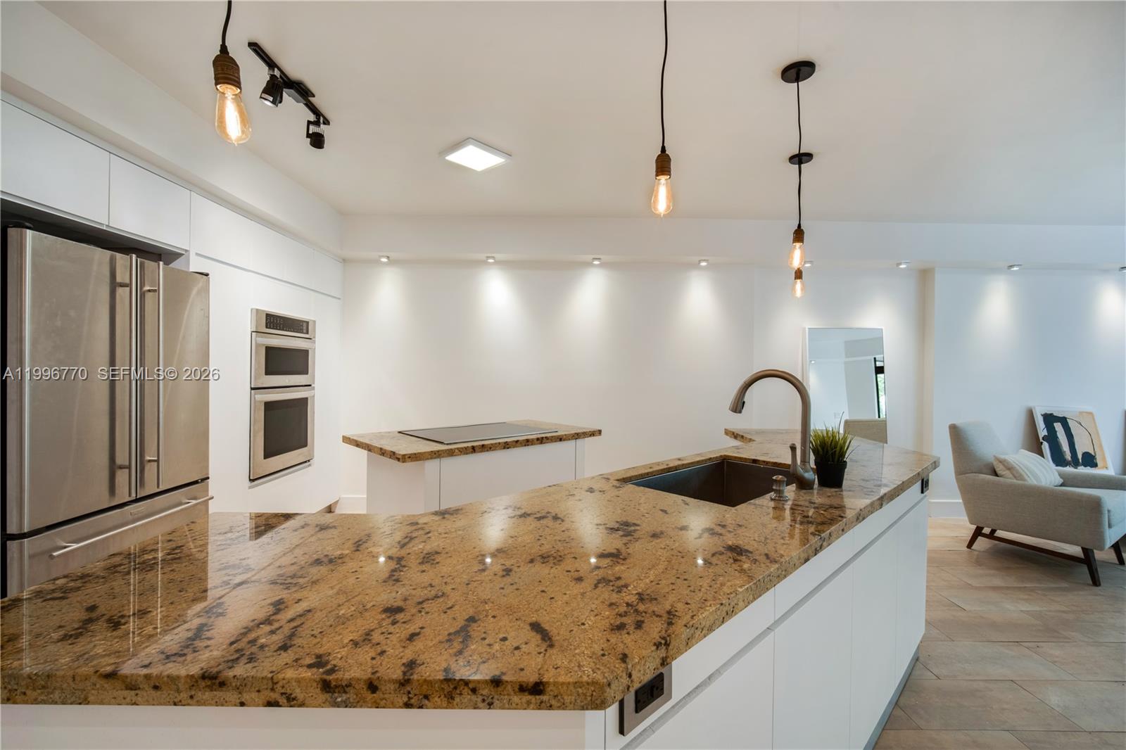 181 Crandon Blvd 104