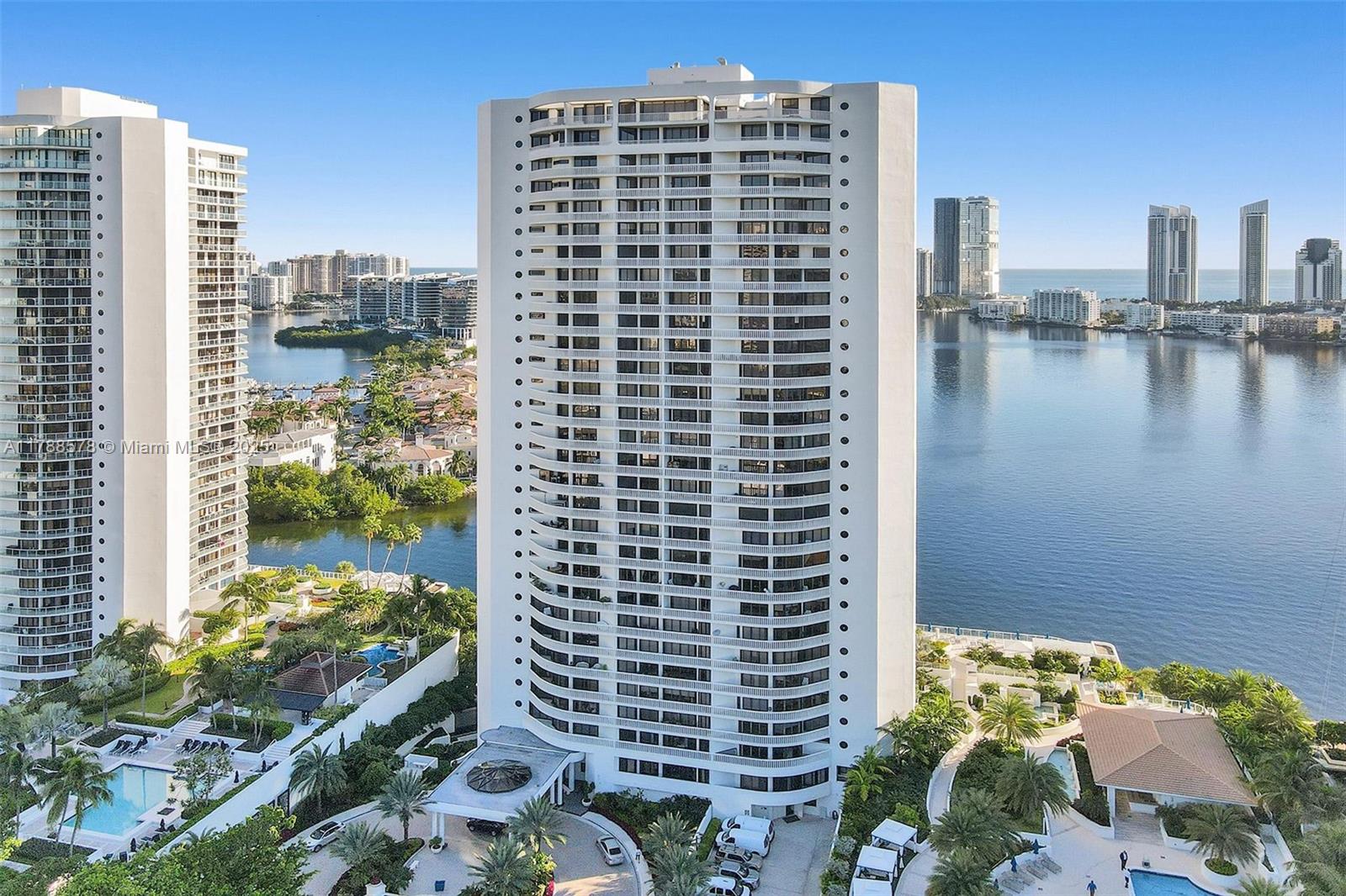 Property for Sale at 3000 Island Blvd 706, Aventura, Miami-Dade County, Florida - Bedrooms: 2 
Bathrooms: 3  - $825,000