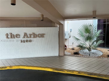 1400 Saint Charles Pl PH20 Pembroke Pines FL 33026