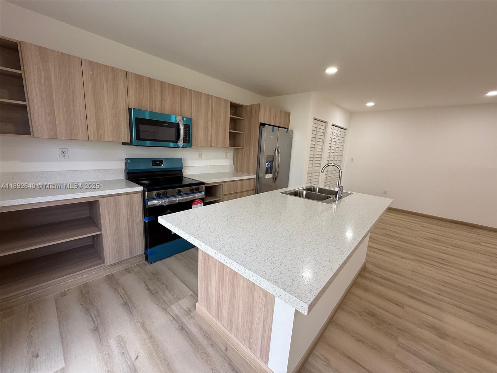 GREEN PARK SUB - Residential