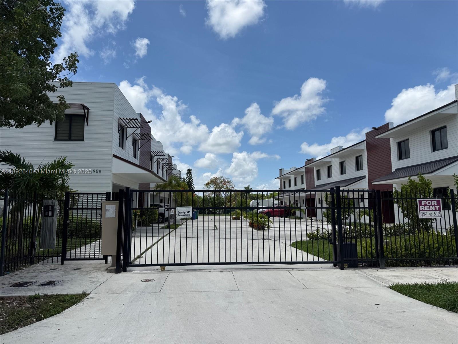 GREEN PARK SUB - Residential