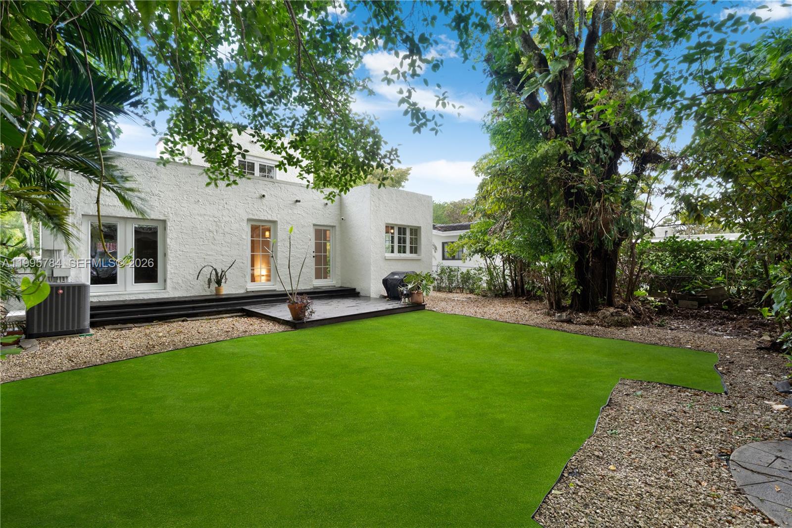 CORAL GABLES GRANADA SEC - Residential