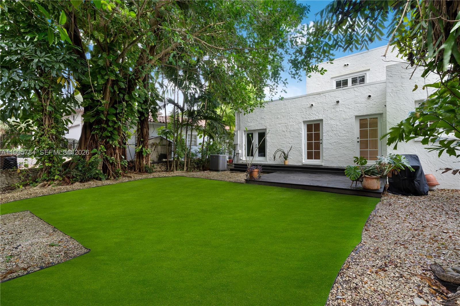 CORAL GABLES GRANADA SEC - Residential