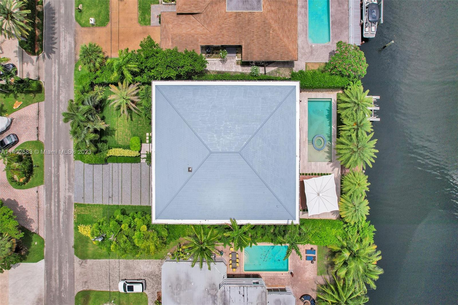 GOLDEN ISLES ESTATES FIRS - Residential