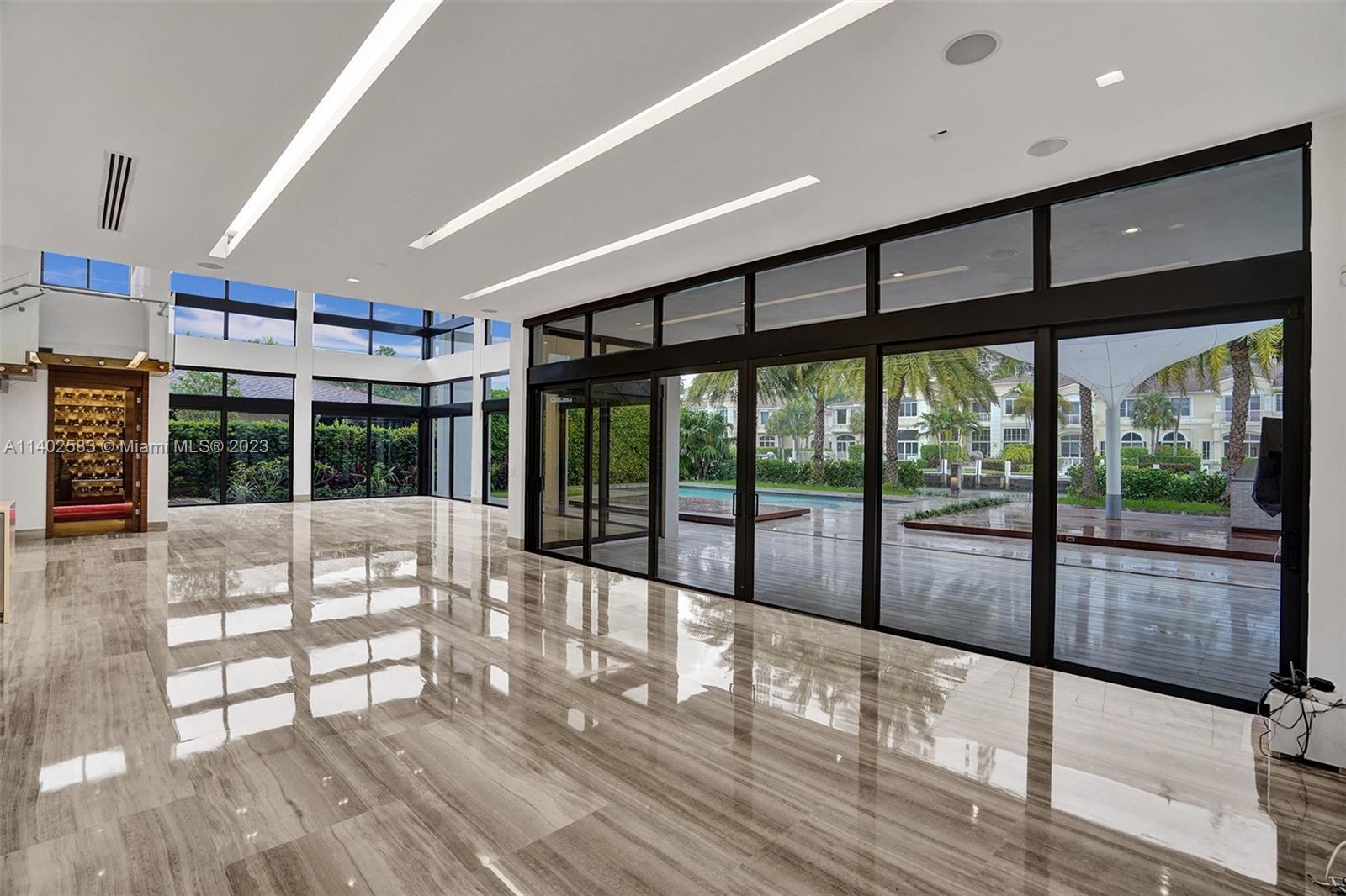 GOLDEN ISLES ESTATES FIRS - Residential