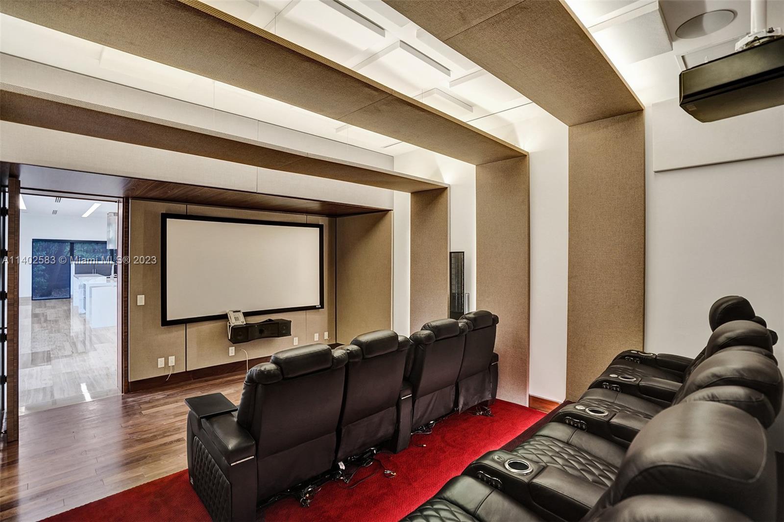 GOLDEN ISLES ESTATES FIRS - Residential