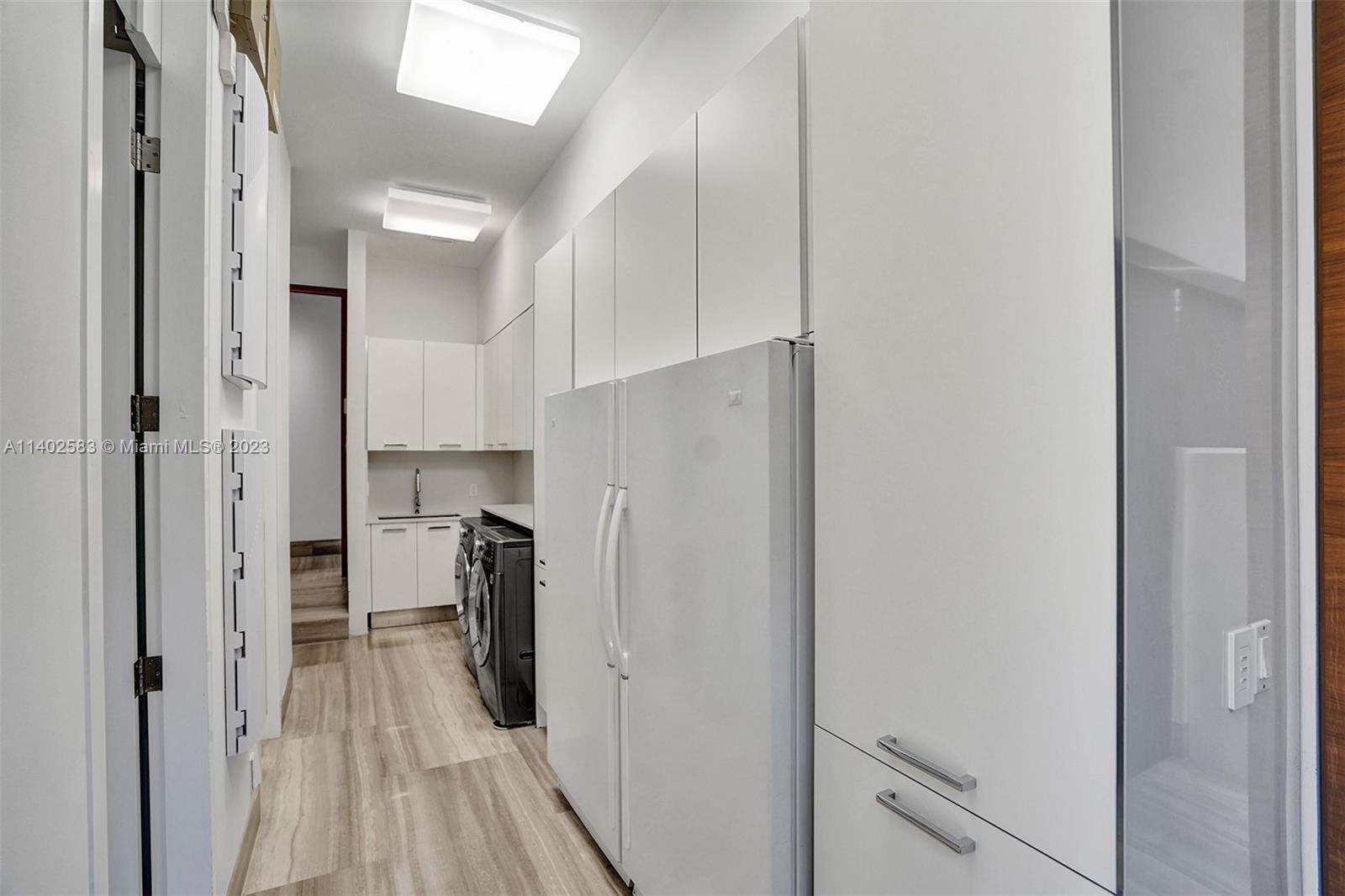 GOLDEN ISLES ESTATES FIRS - Residential