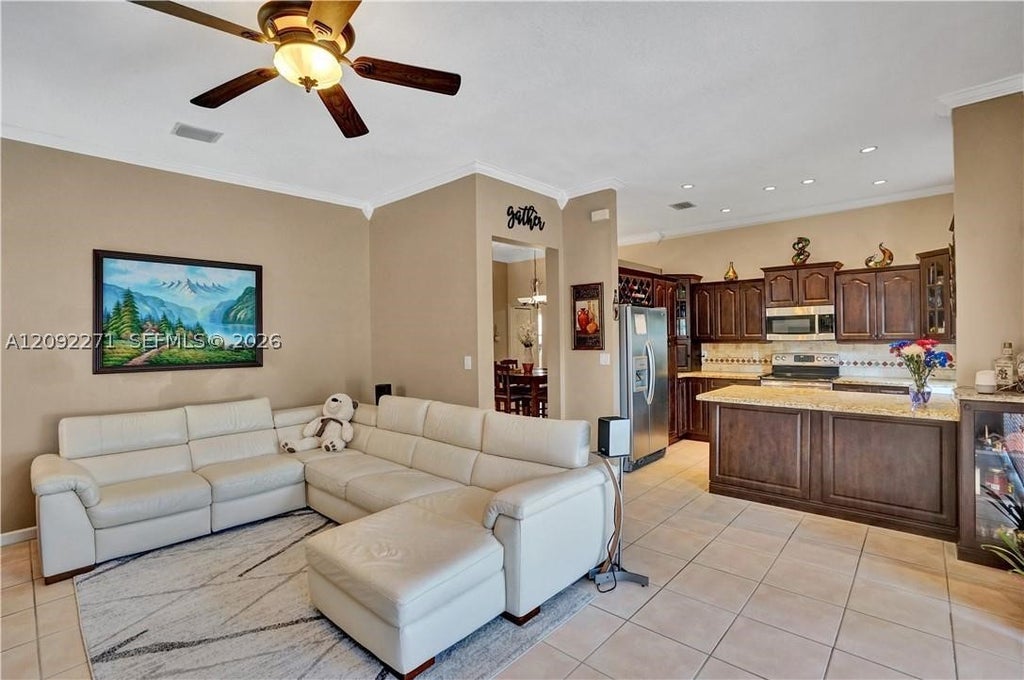 Photo of 14361 N Royal Cove Cir #14361, Davie, FL 33325 (MLS # A12092271)