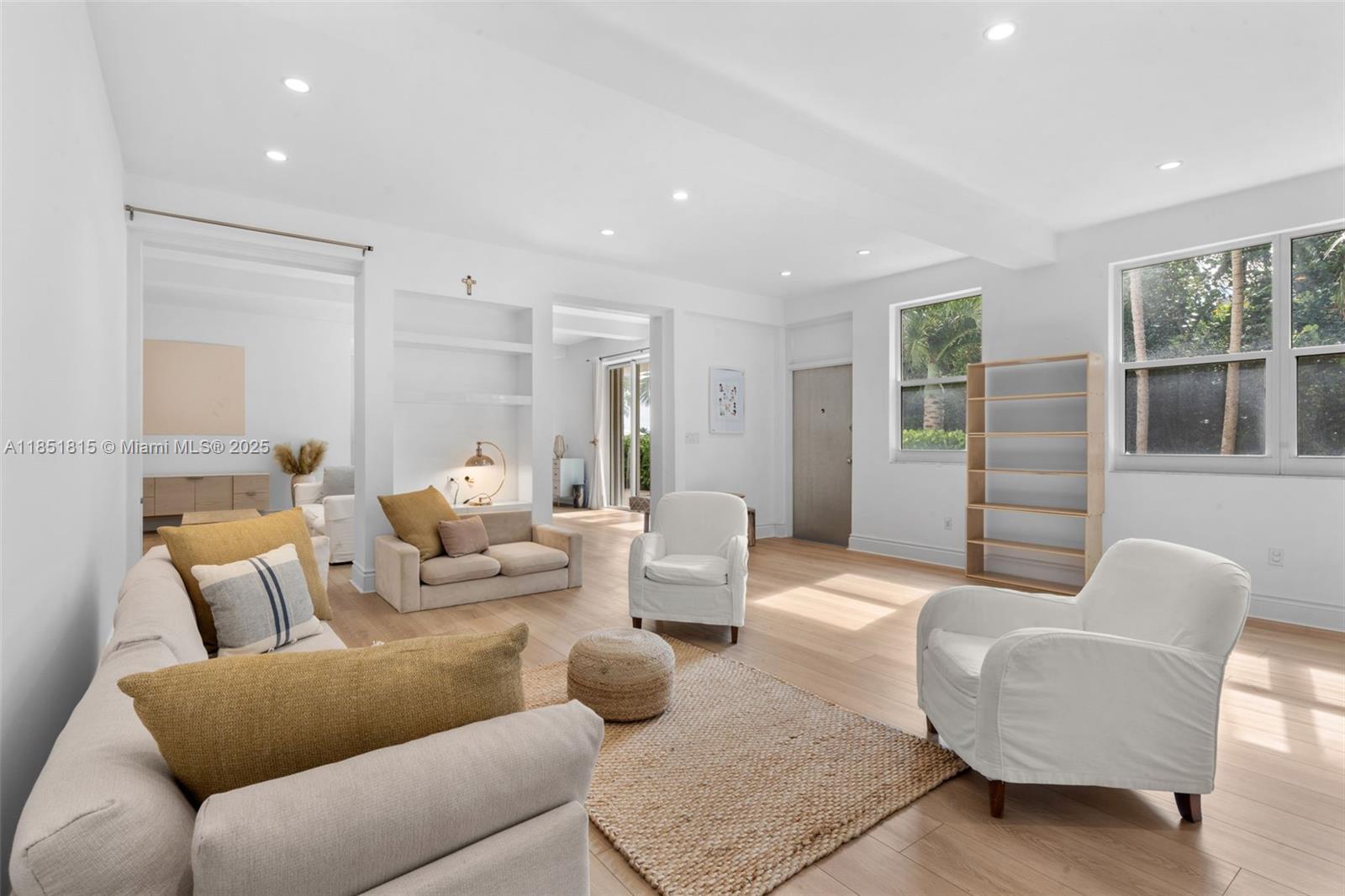 ISLAND HOUSE APT INC - CO - Residential