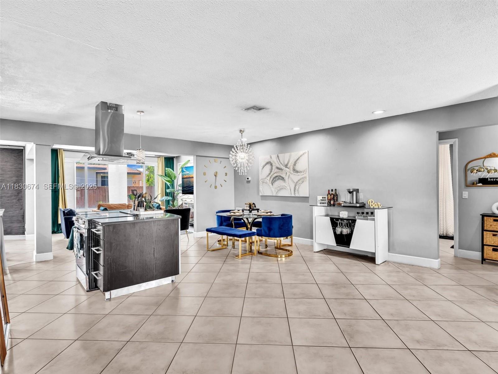 BOULEVARD HEIGHTS SECTION - Residential