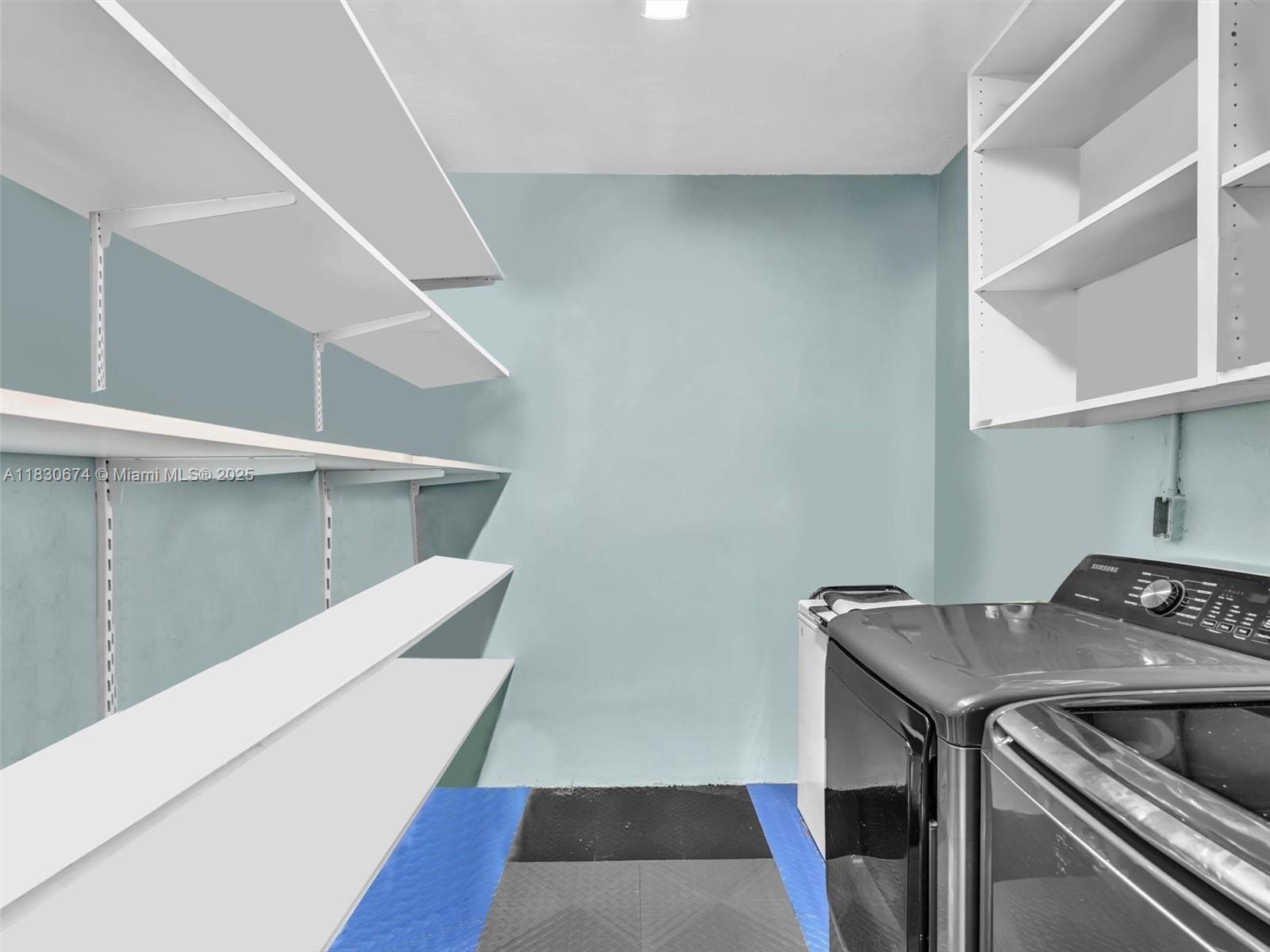 BOULEVARD HEIGHTS SECTION - Residential