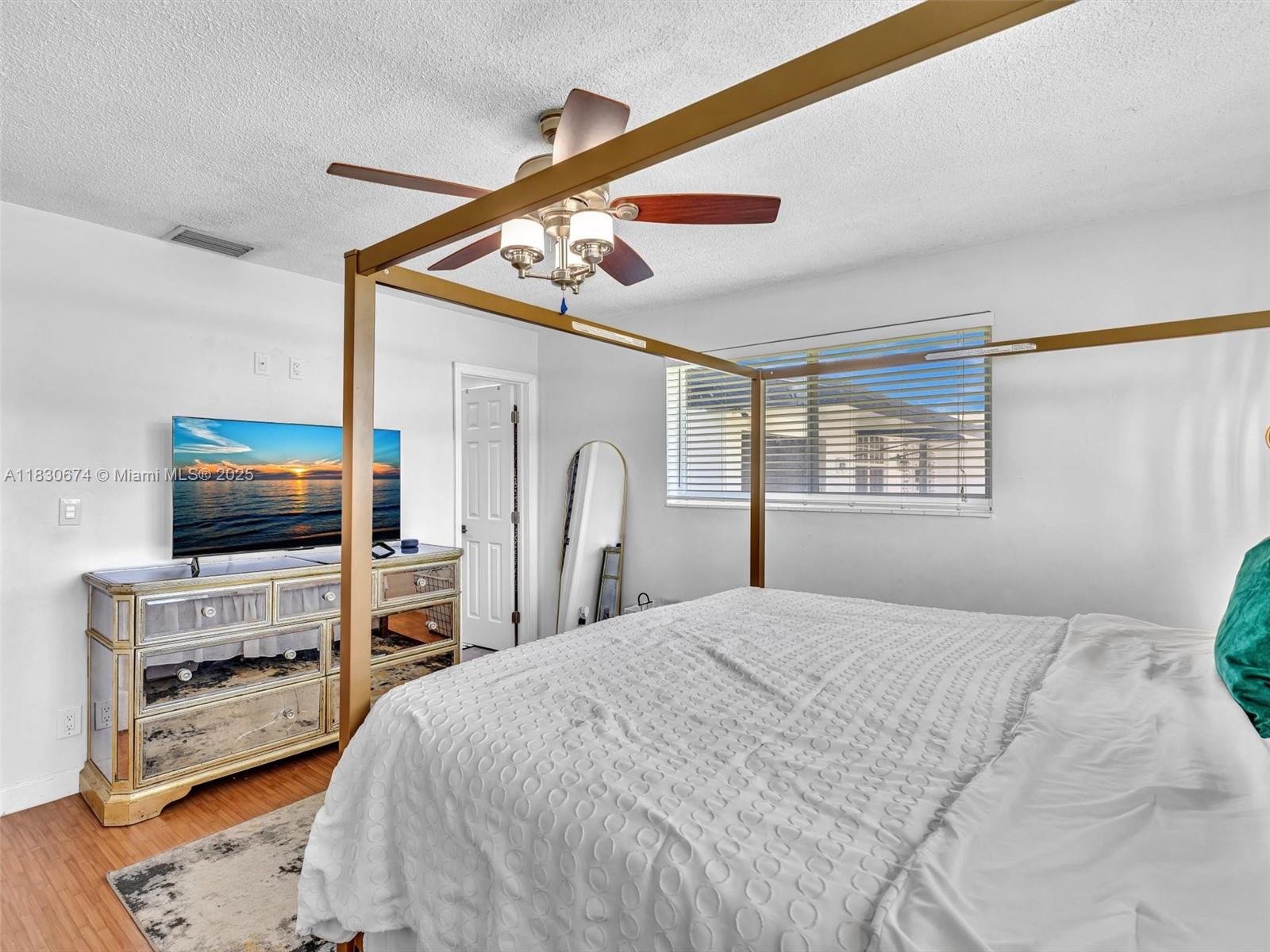 BOULEVARD HEIGHTS SECTION - Residential