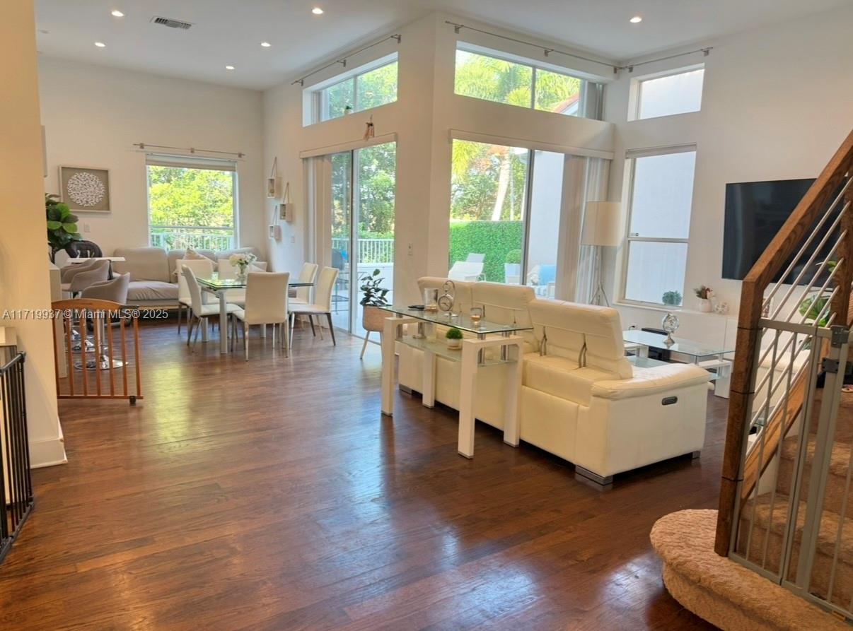 WEST LAKE VILLAGE PLAT - Residential