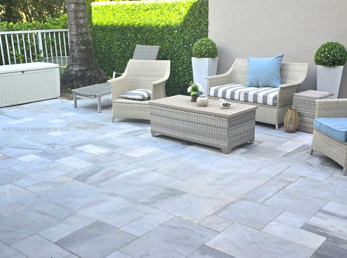 WEST LAKE VILLAGE PLAT - Residential