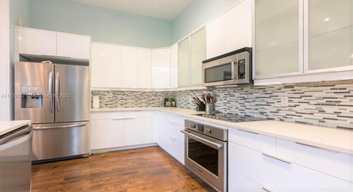 WEST LAKE VILLAGE PLAT - Residential