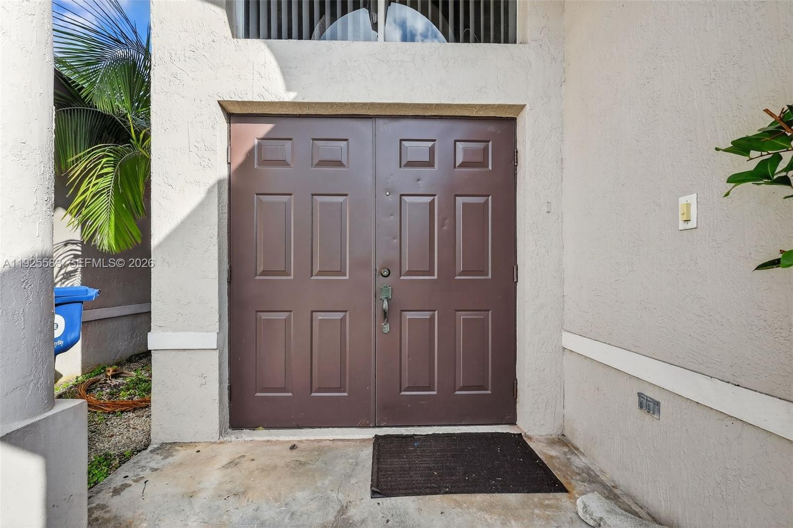 IBIS VILLA AT MIAMI GARDE - Residential