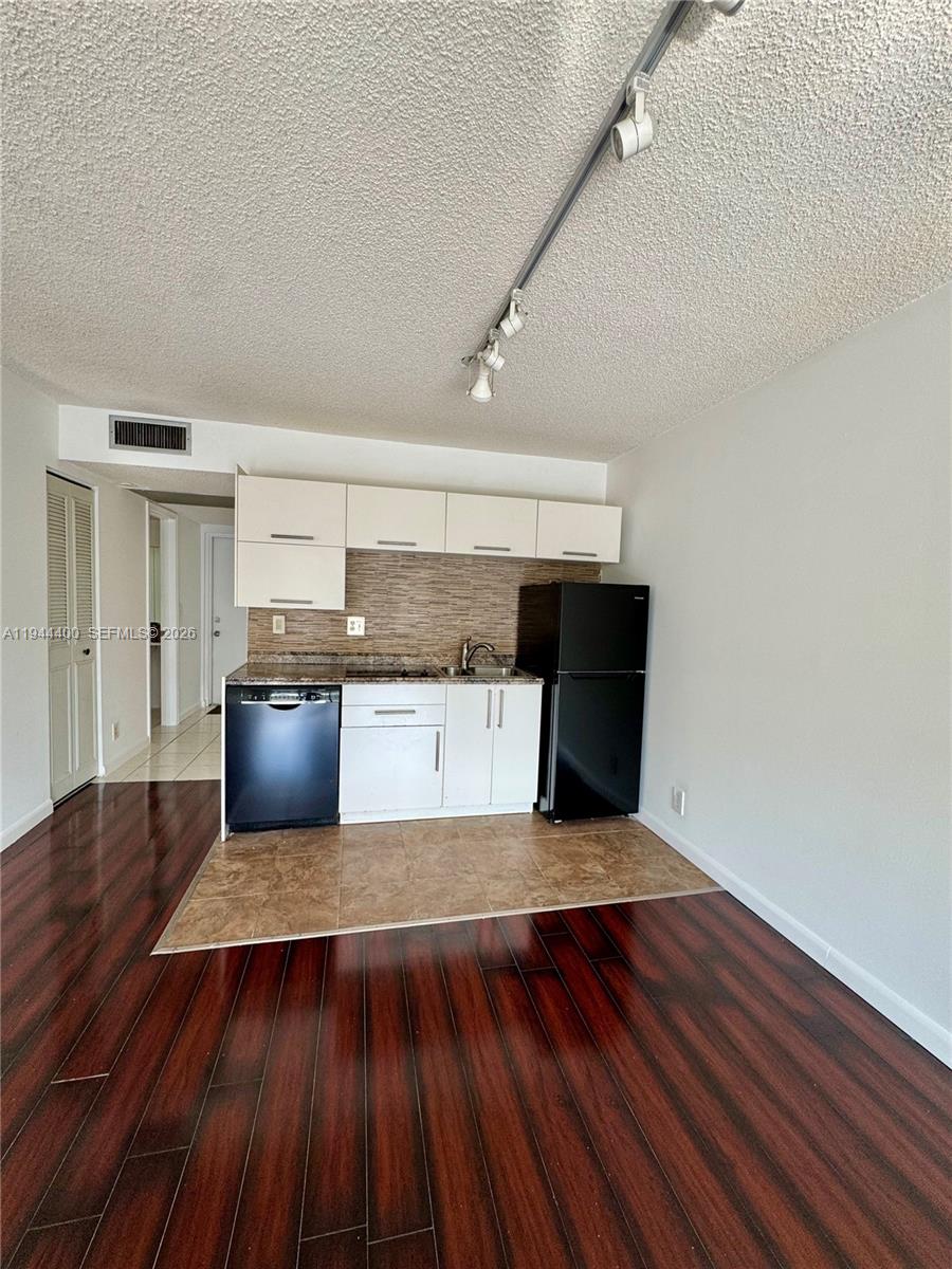 POINCIANA 12 PINE ISLAND - Residential