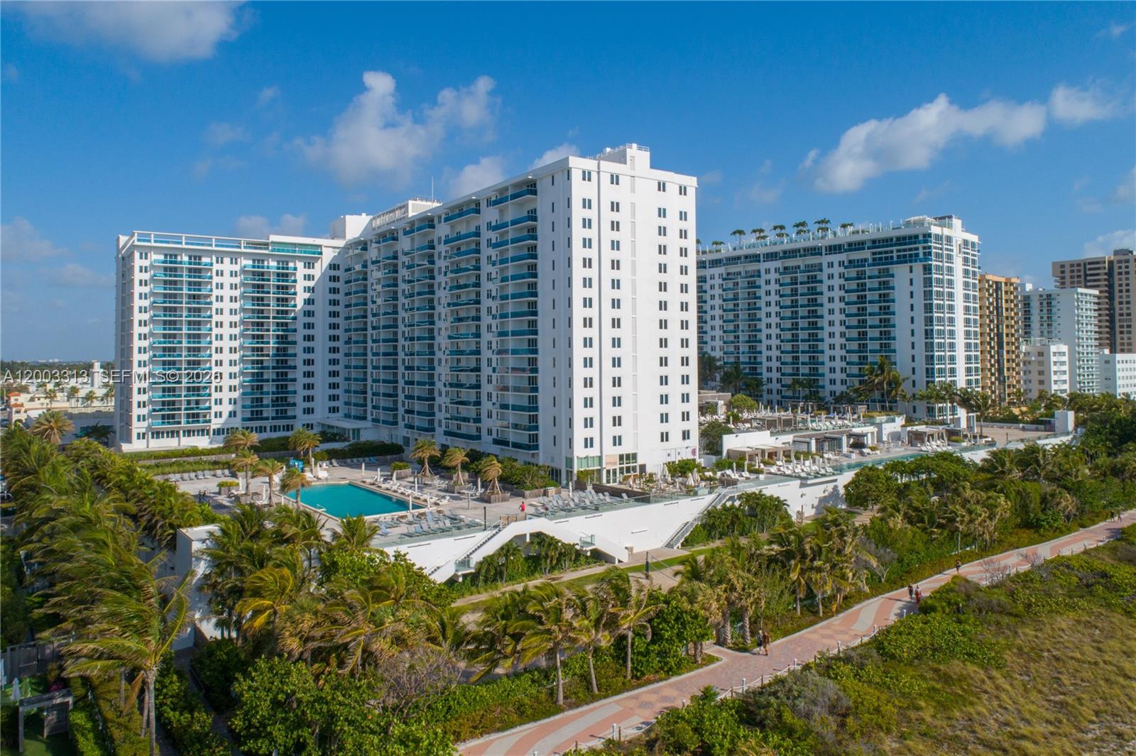 RONEY PALACE CONDO - Residential Lease