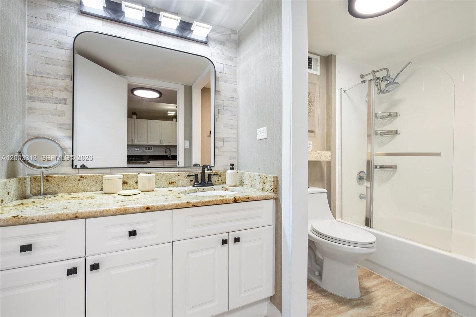 RONEY PALACE CONDO - Residential Lease