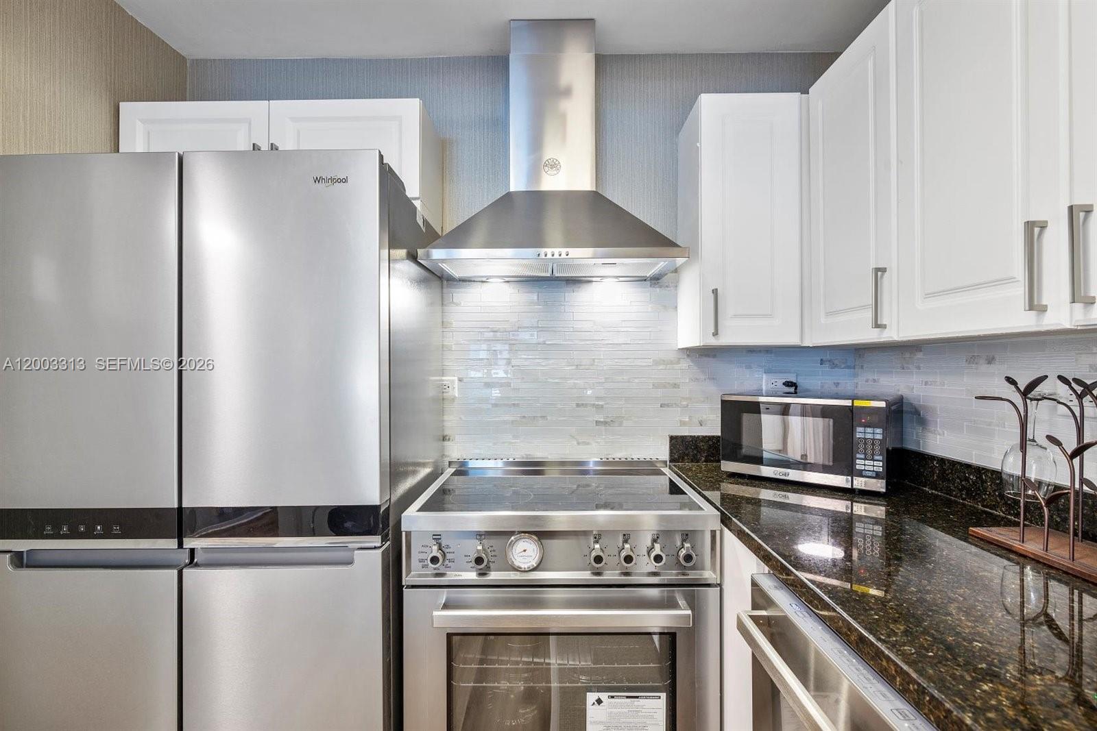 RONEY PALACE CONDO - Residential Lease