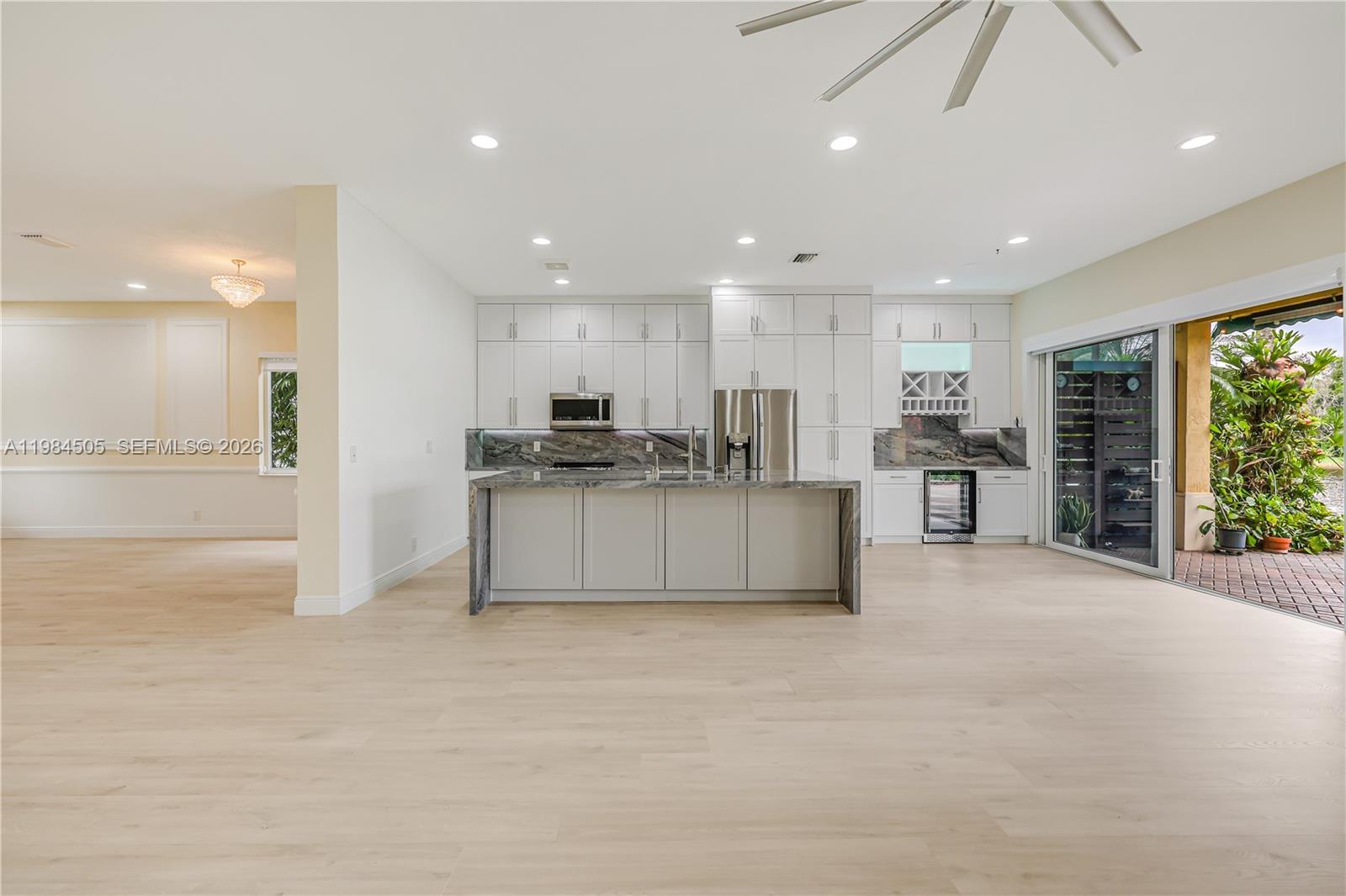 SAVANNA / COVE I - Residential Lease