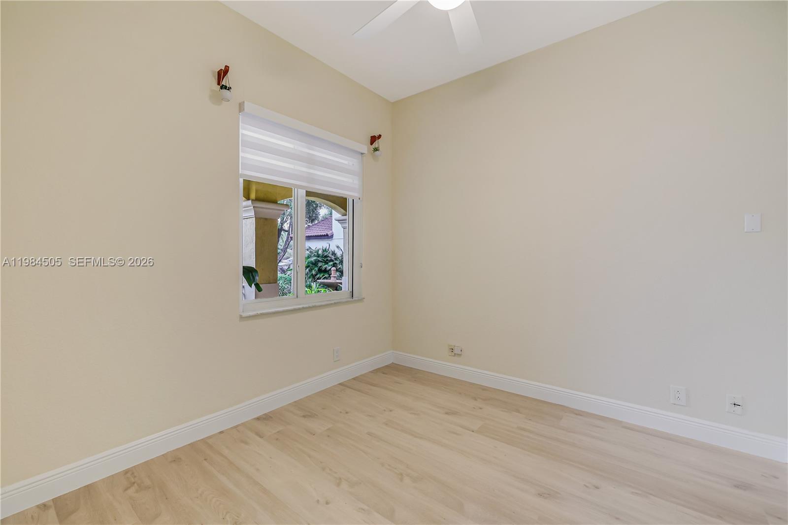 SAVANNA / COVE I - Residential Lease