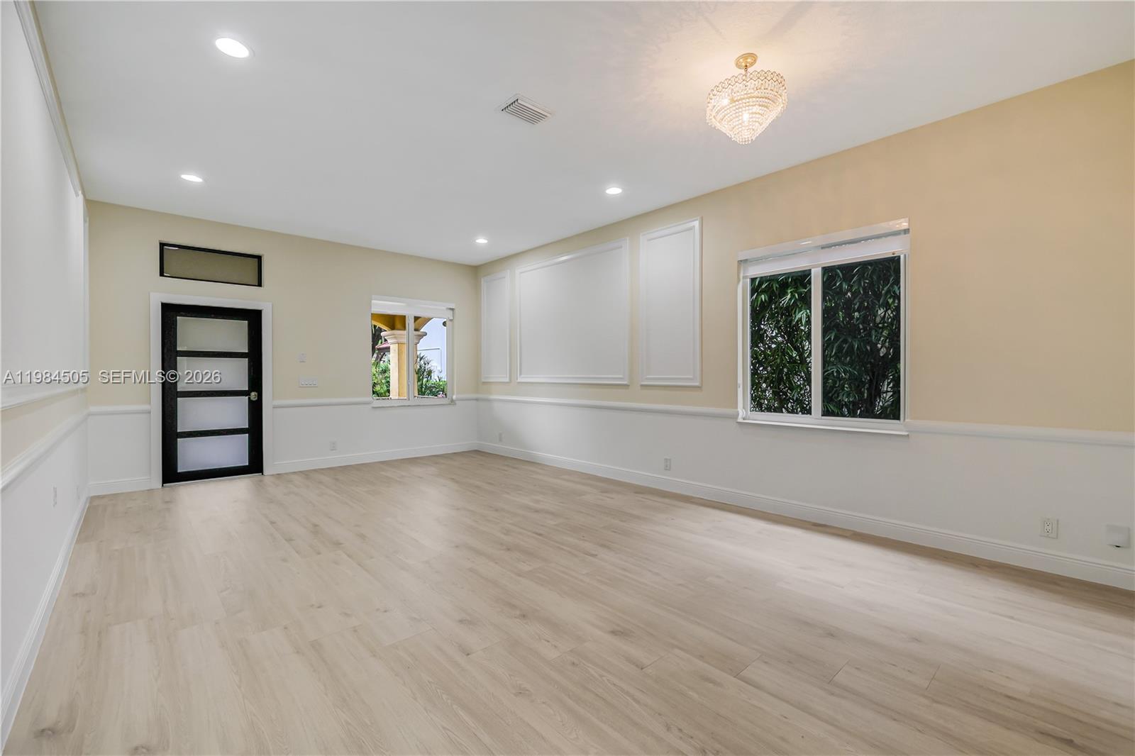 SAVANNA / COVE I - Residential Lease