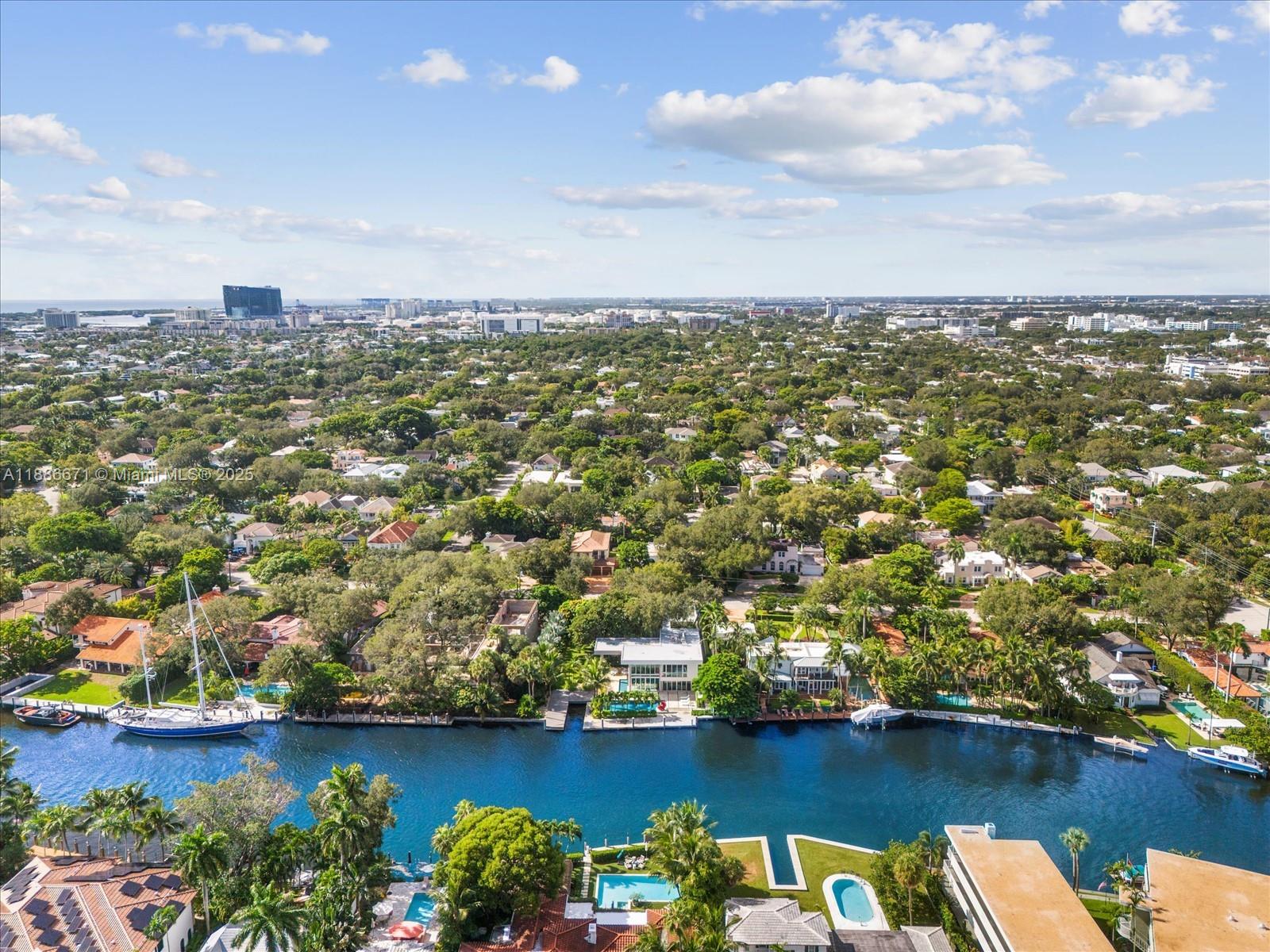 RIO VISTA C J HECTORS RES - Residential