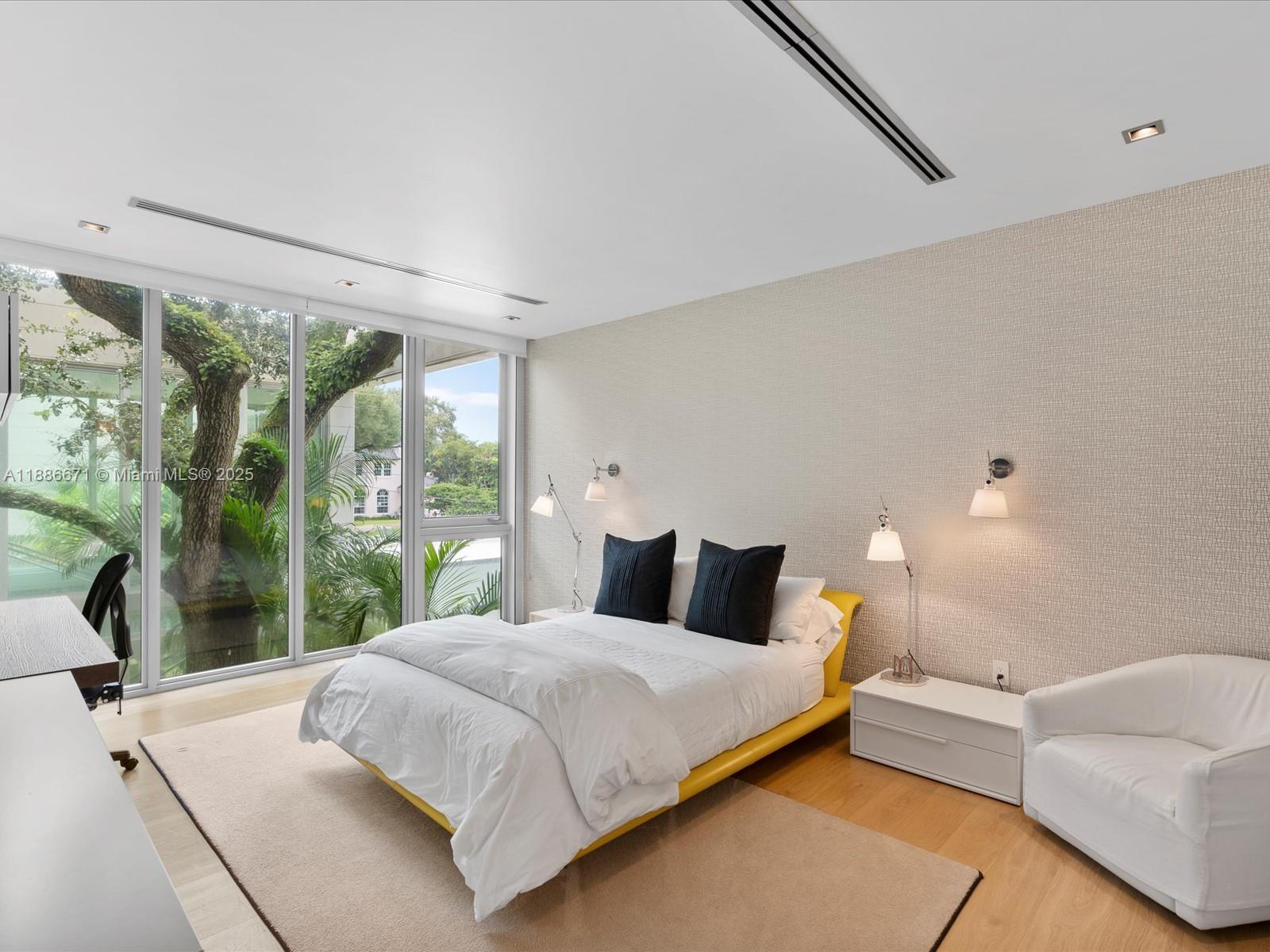 RIO VISTA C J HECTORS RES - Residential