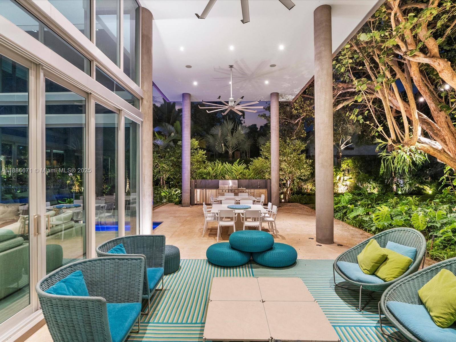 RIO VISTA C J HECTORS RES - Residential