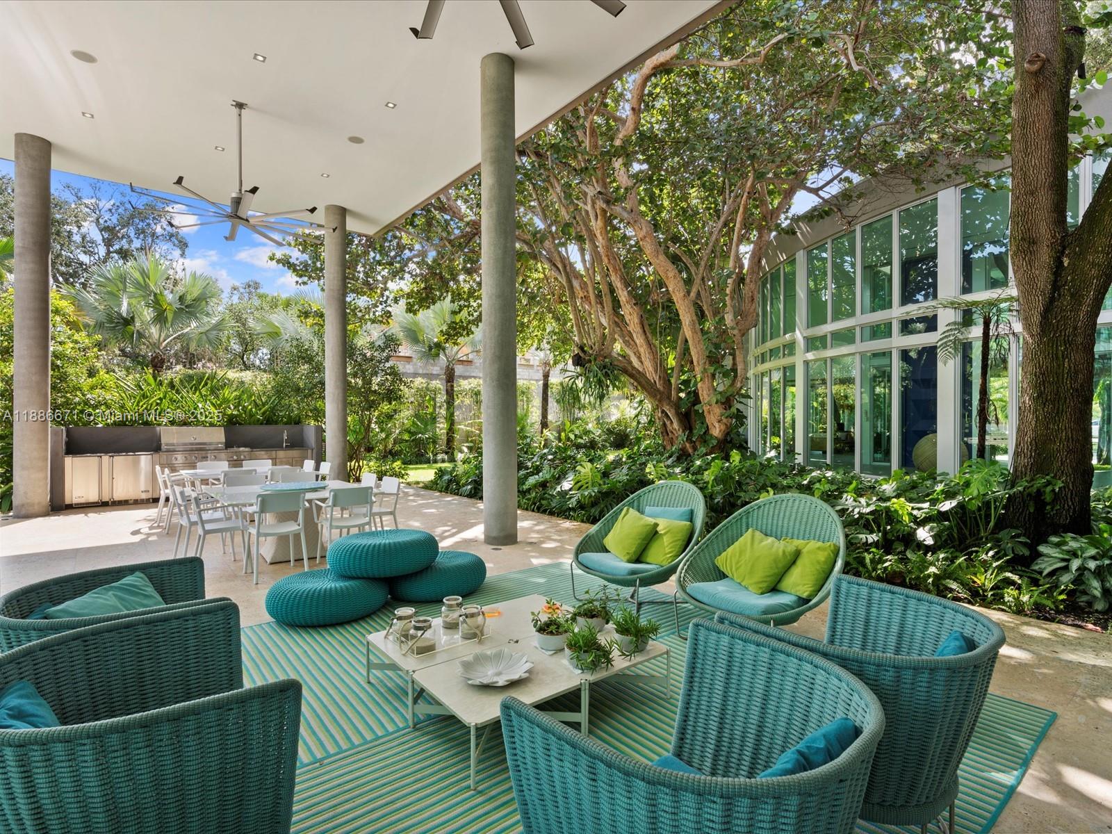 RIO VISTA C J HECTORS RES - Residential