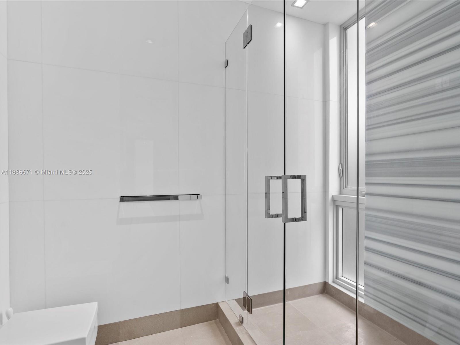 RIO VISTA C J HECTORS RES - Residential