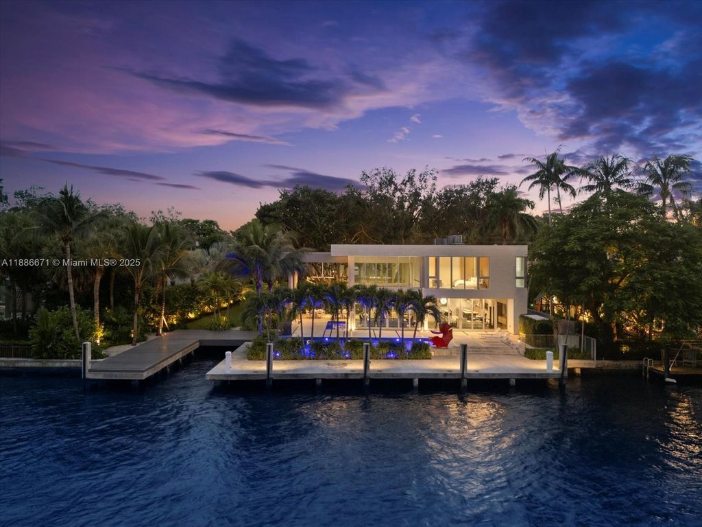 Photo of 1015 N Rio Vista Blvd, Fort Lauderdale, FL 33301 (MLS # A11886671)