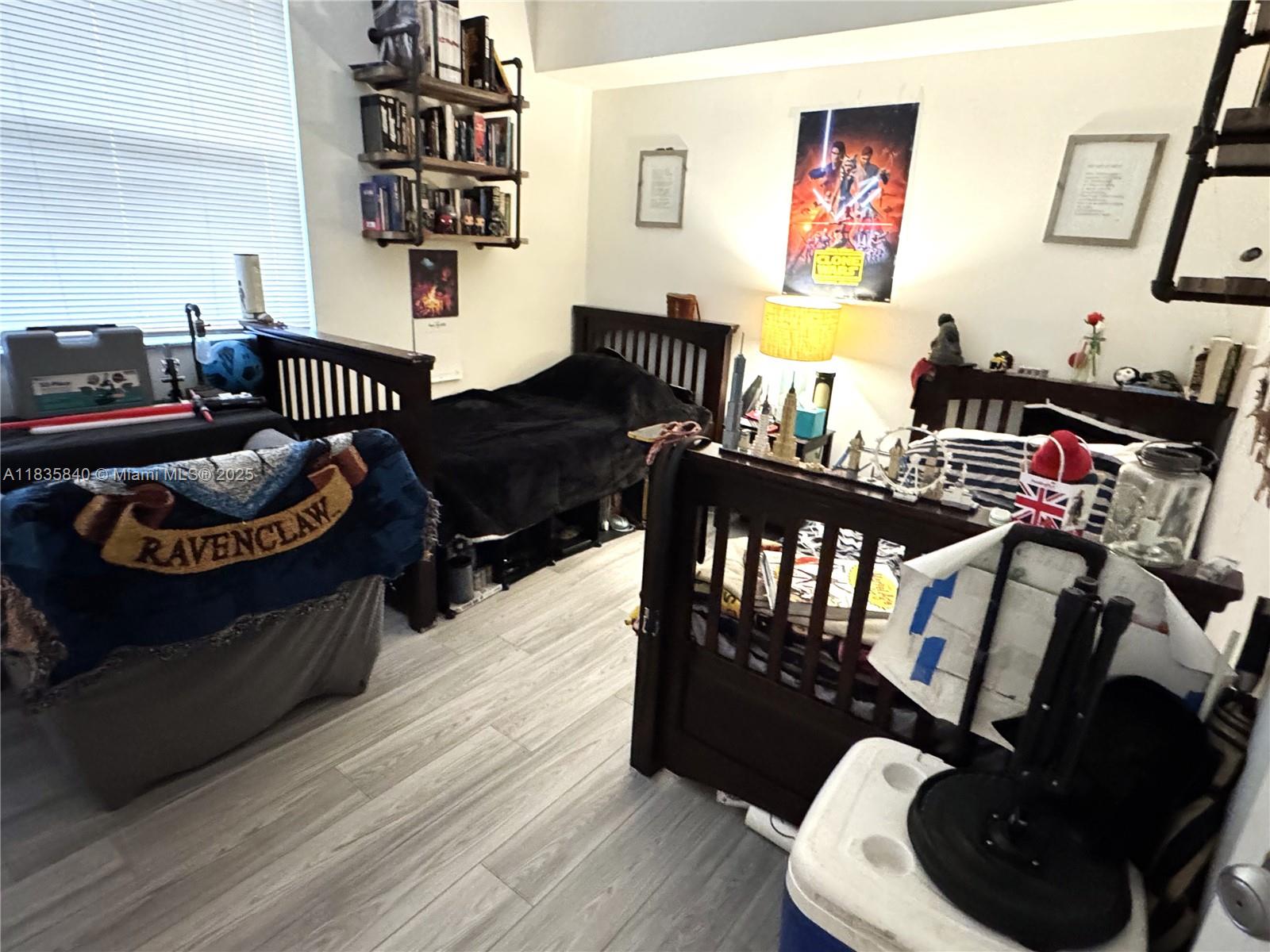 PORTO BELLAGIO CONDO - Residential