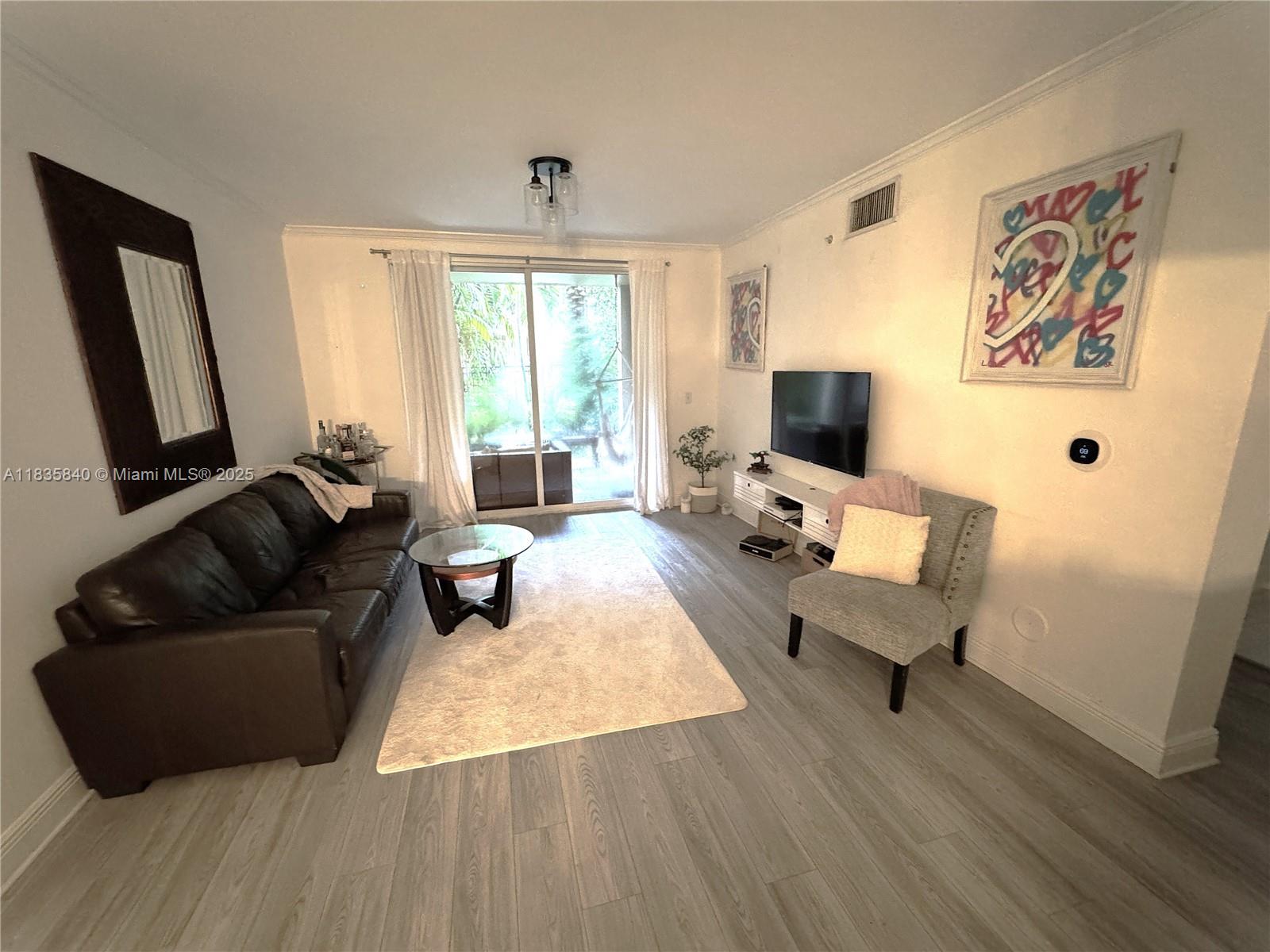 PORTO BELLAGIO CONDO - Residential