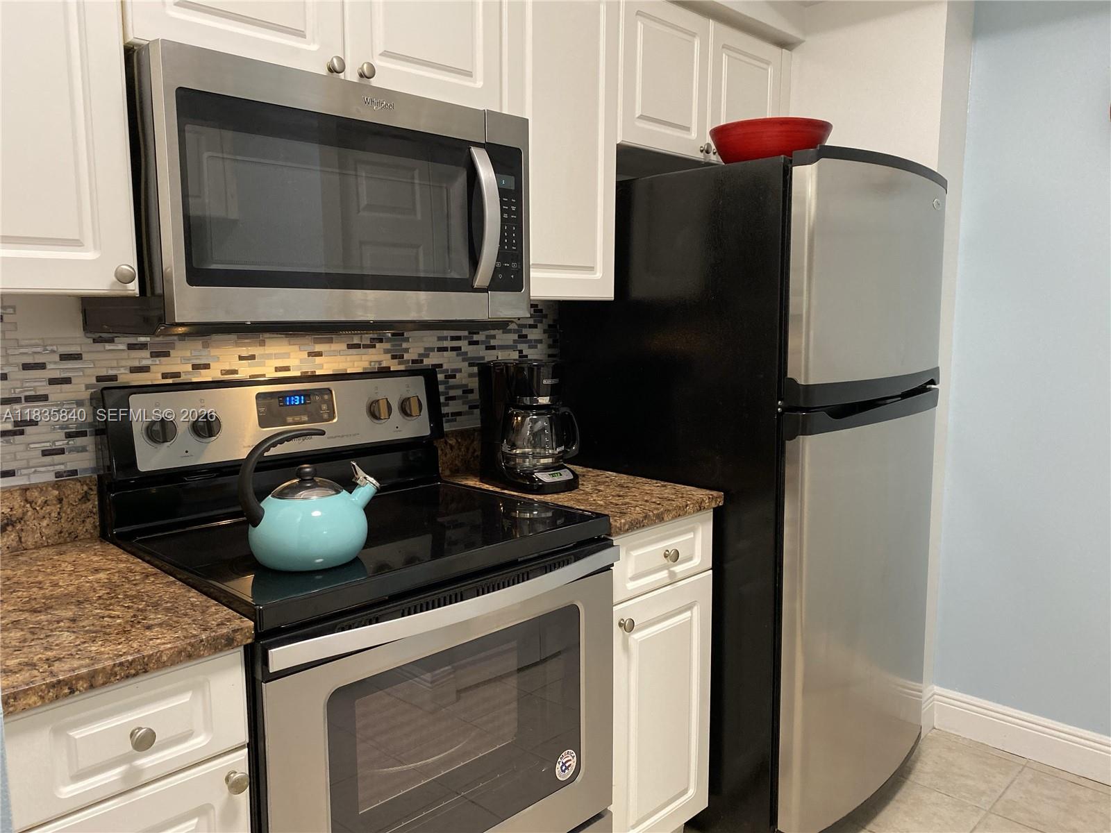 PORTO BELLAGIO CONDO - Residential