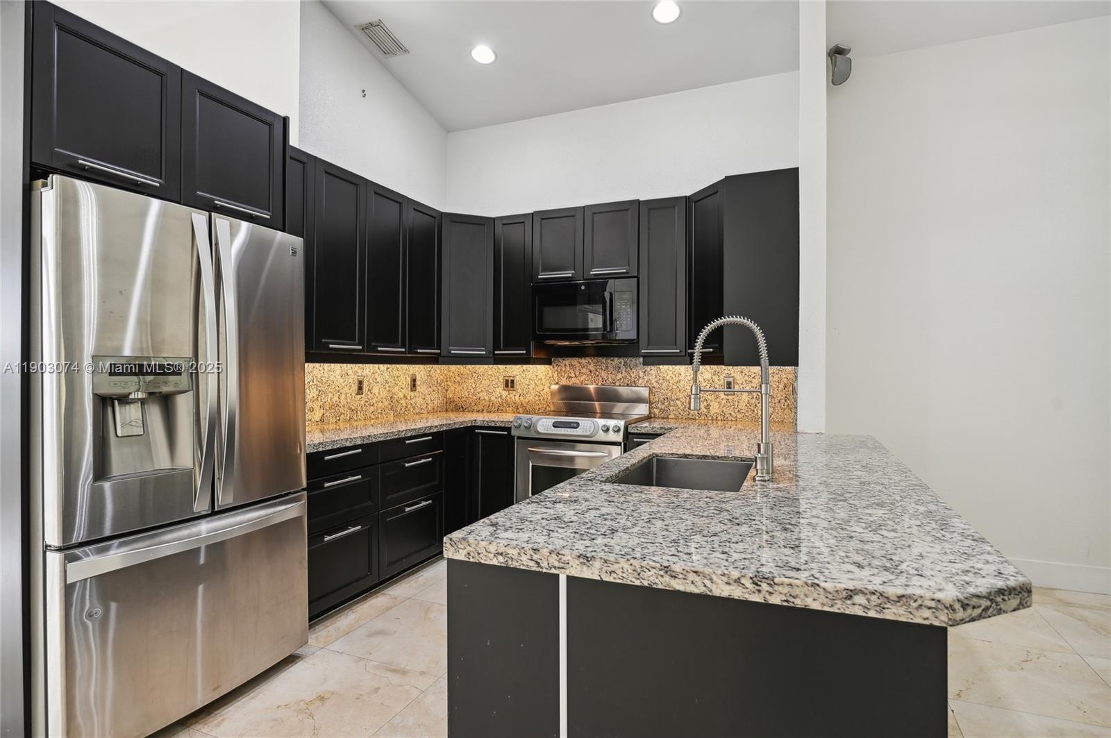 SECTOR 3 - PARCELS C D E - Residential Lease