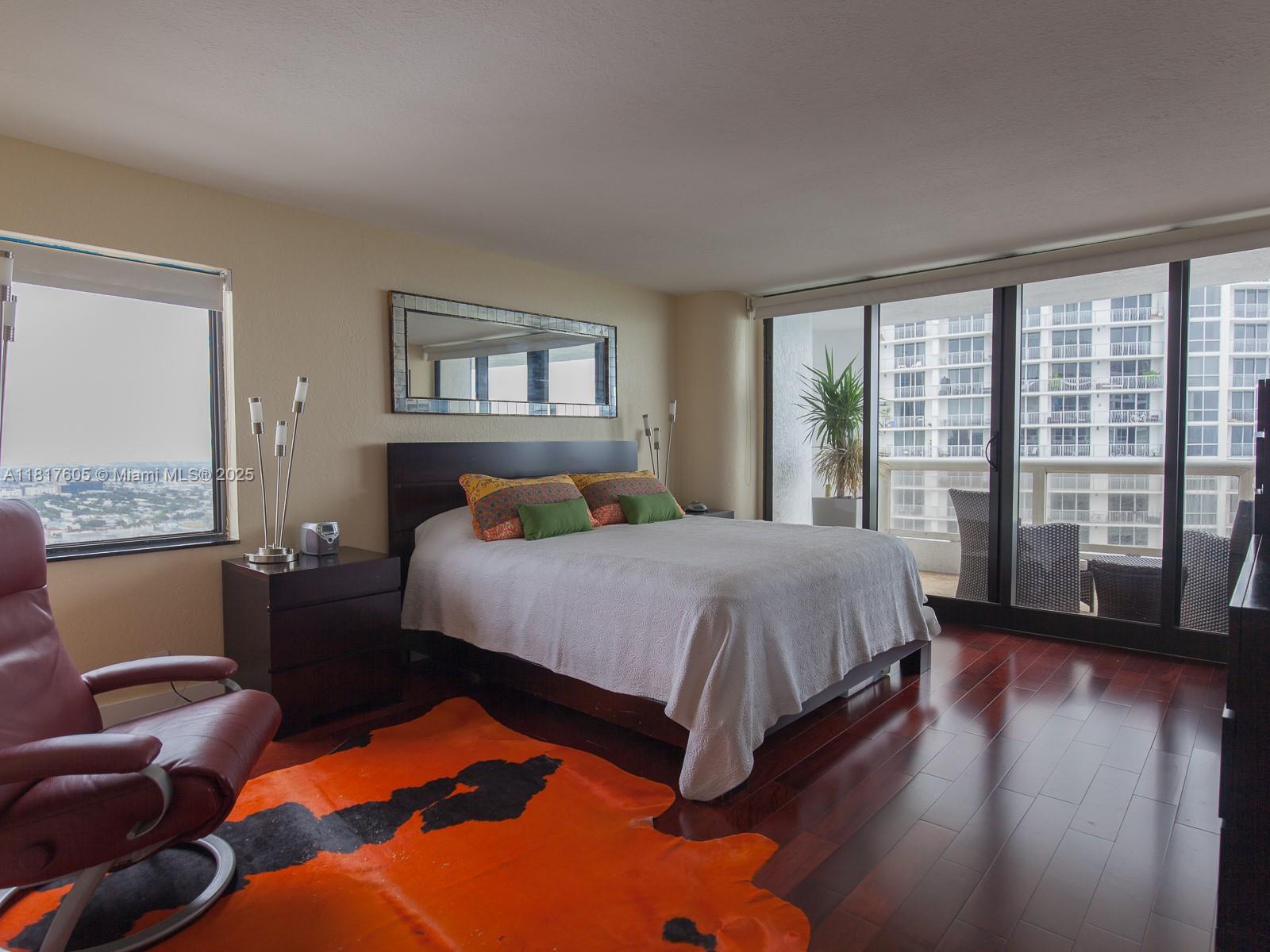 VENETIA CONDO - Residential Lease