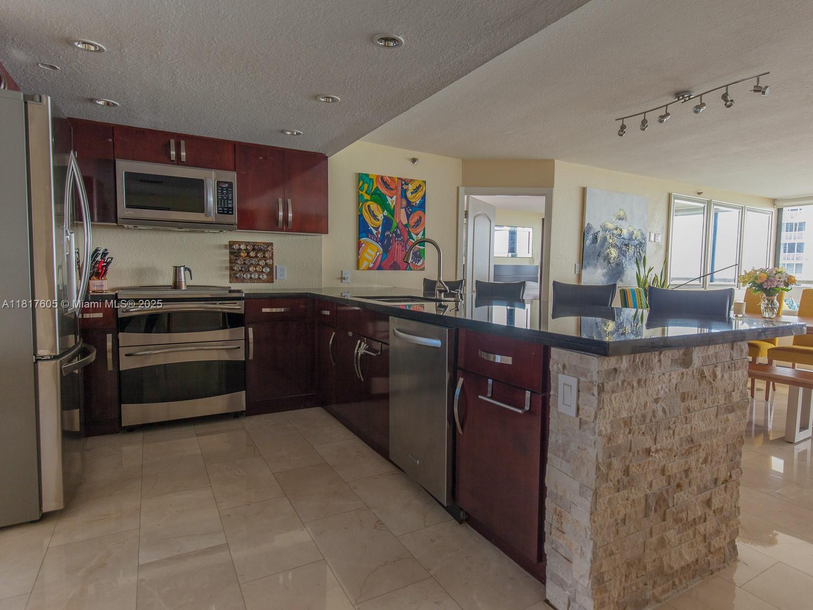 VENETIA CONDO - Residential Lease