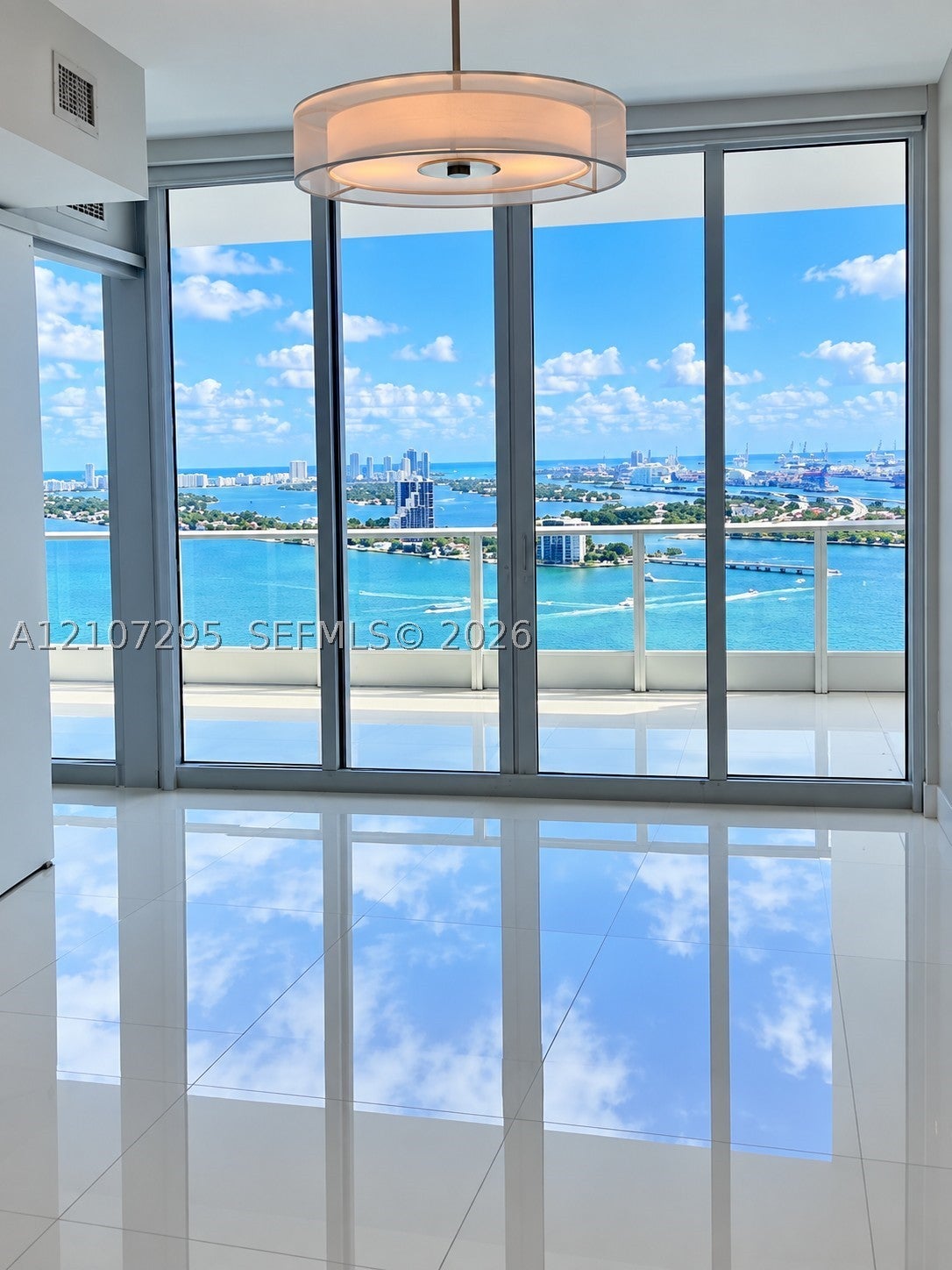 2020 N Bayshore Dr 3203