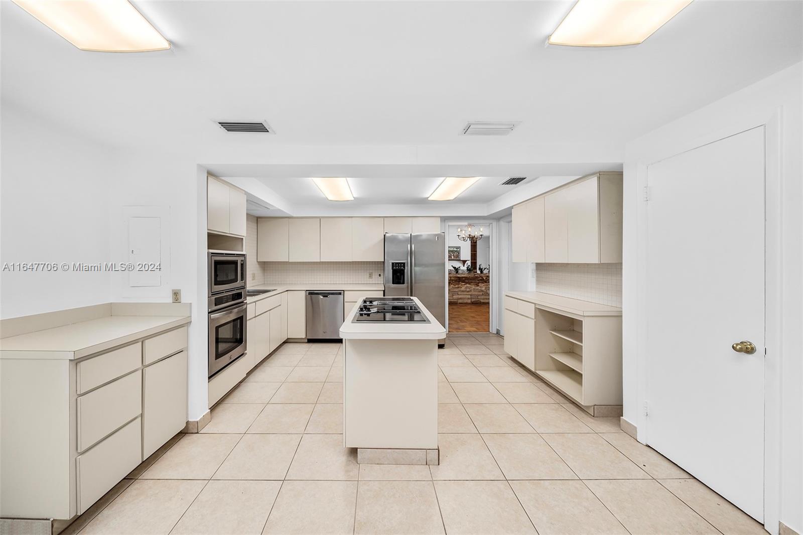 CORAL GAB SEC D REV PL - Residential