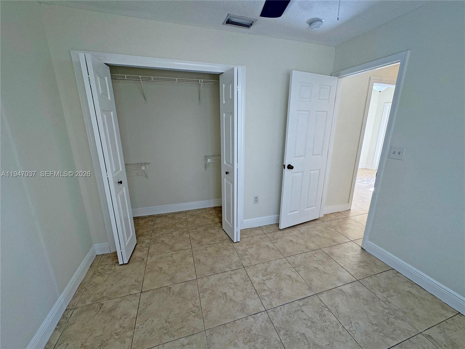 LAKES BY THE BAY SEC 6 - Residential