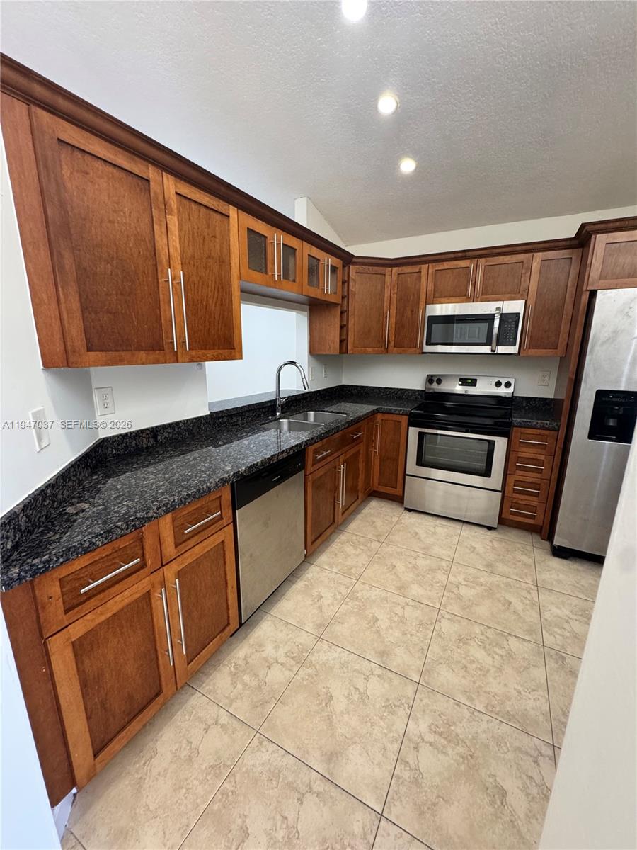 LAKES BY THE BAY SEC 6 - Residential