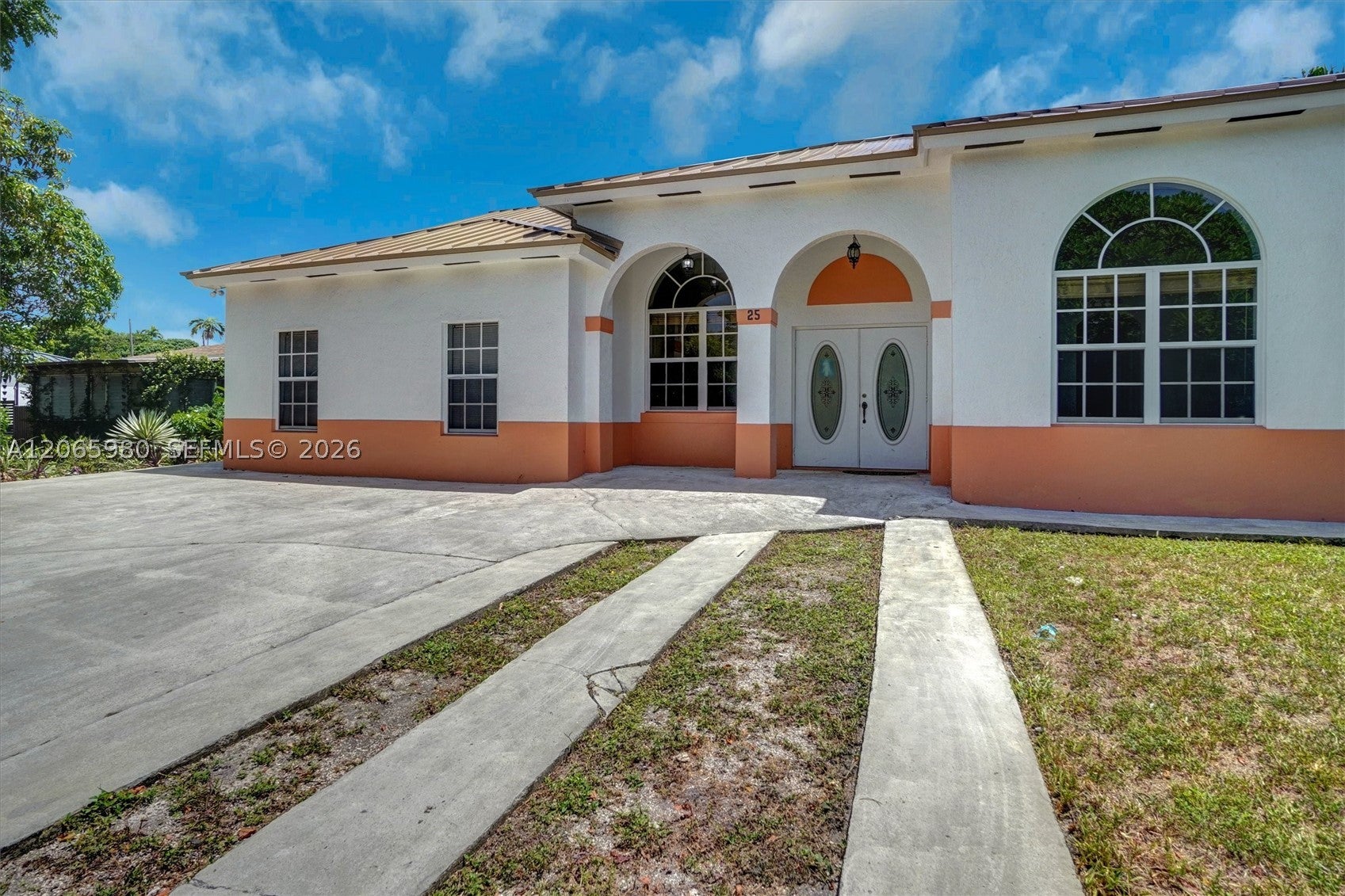 25 Ludlam Dr