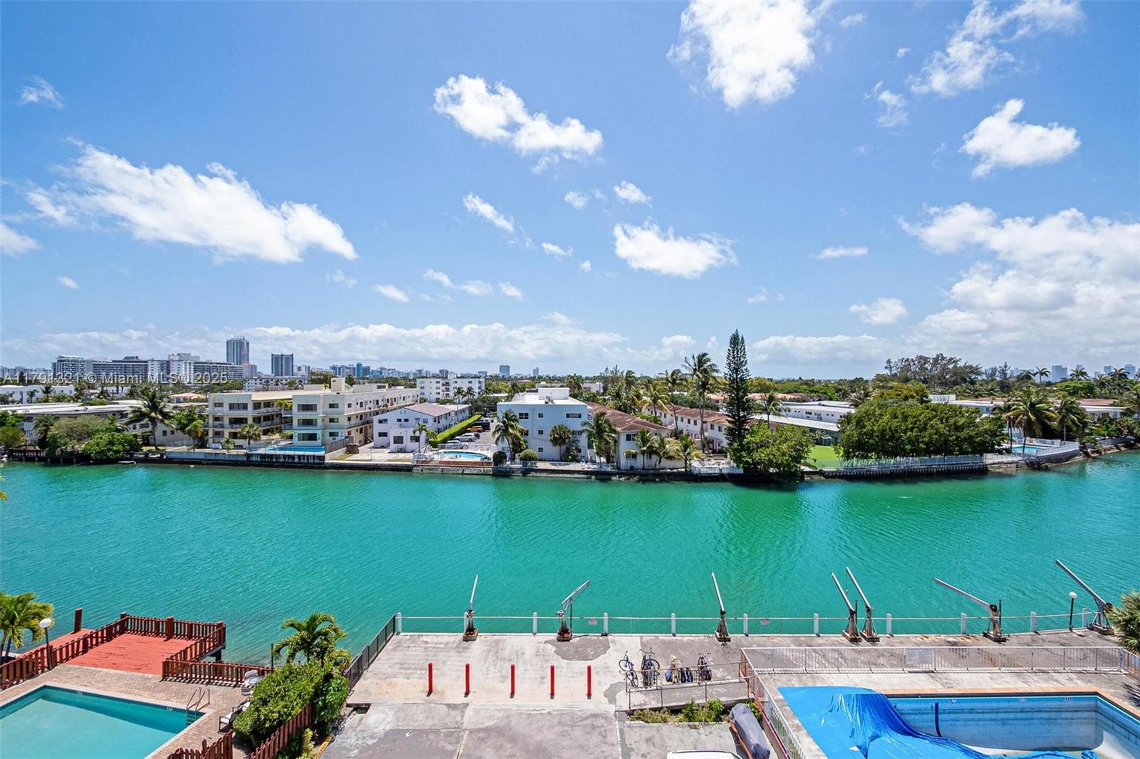 110 S Shore Dr 6D, Miami Beach, Miami-Dade County, Florida - 2 Bedrooms  
2 Bathrooms - 