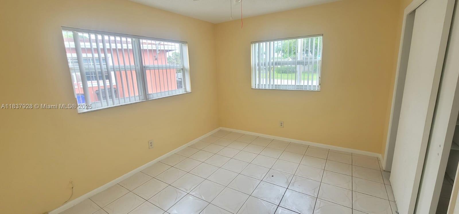 4373 NW 45th Ave 0